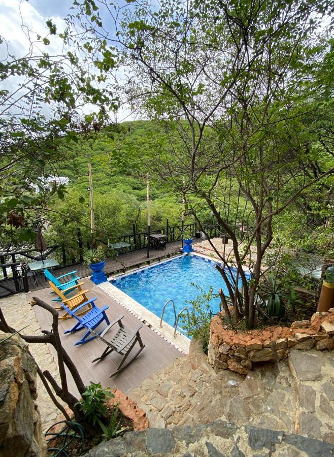 Hotel Akela Gaira
