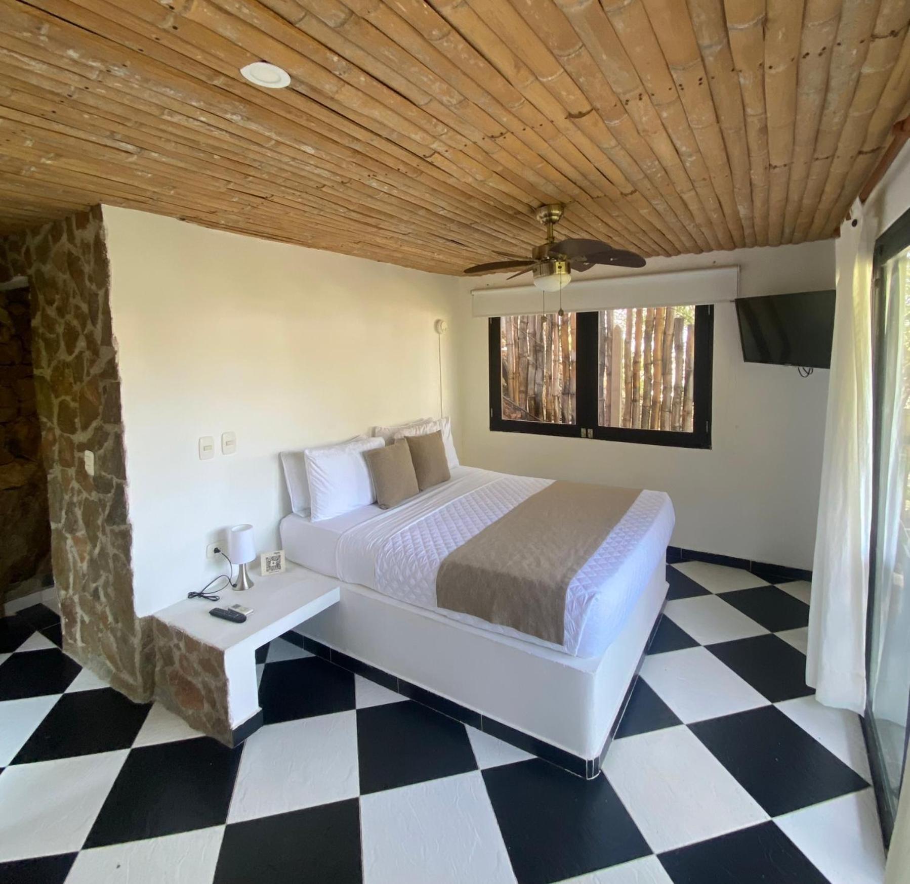 Akela Gaira Hotel